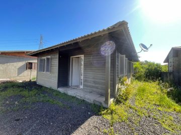 Fortes Imóveis Vende - Casa grande com dois dormitórios