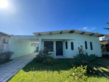 Fortes Imóveis Vende - Casa na Caiu do Céu divisa com Centro