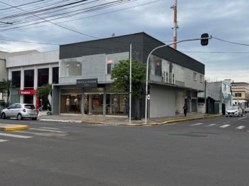 Prédio Comercial à Venda em Osório RS