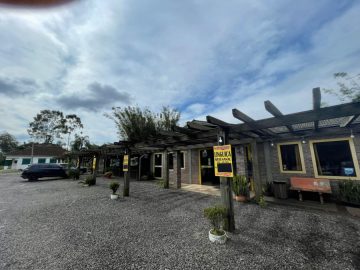 Fortes imóveis vende - Ponto comercial Beira 101