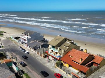 Fortes Imóveis Vende Apartamento no Centro de Cidreira-RS